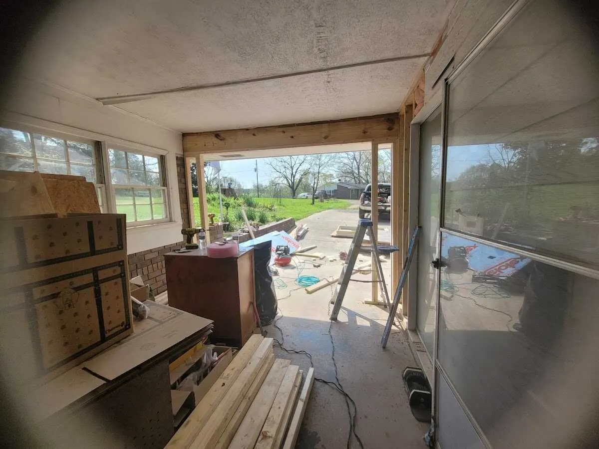 Air movers and dehumidifier for Drying & Dehumidification in Epsom